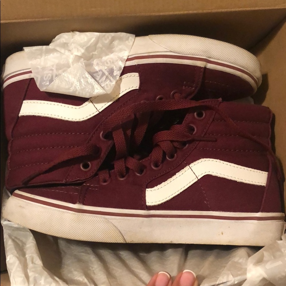 Sk8- hi vans. Burgundy. Women size 5